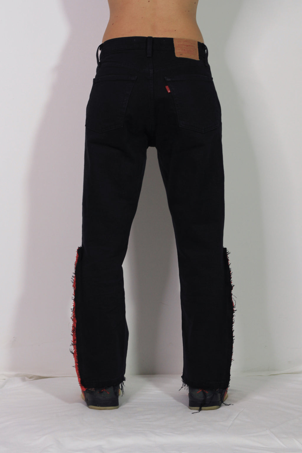 DEVIL JEANS